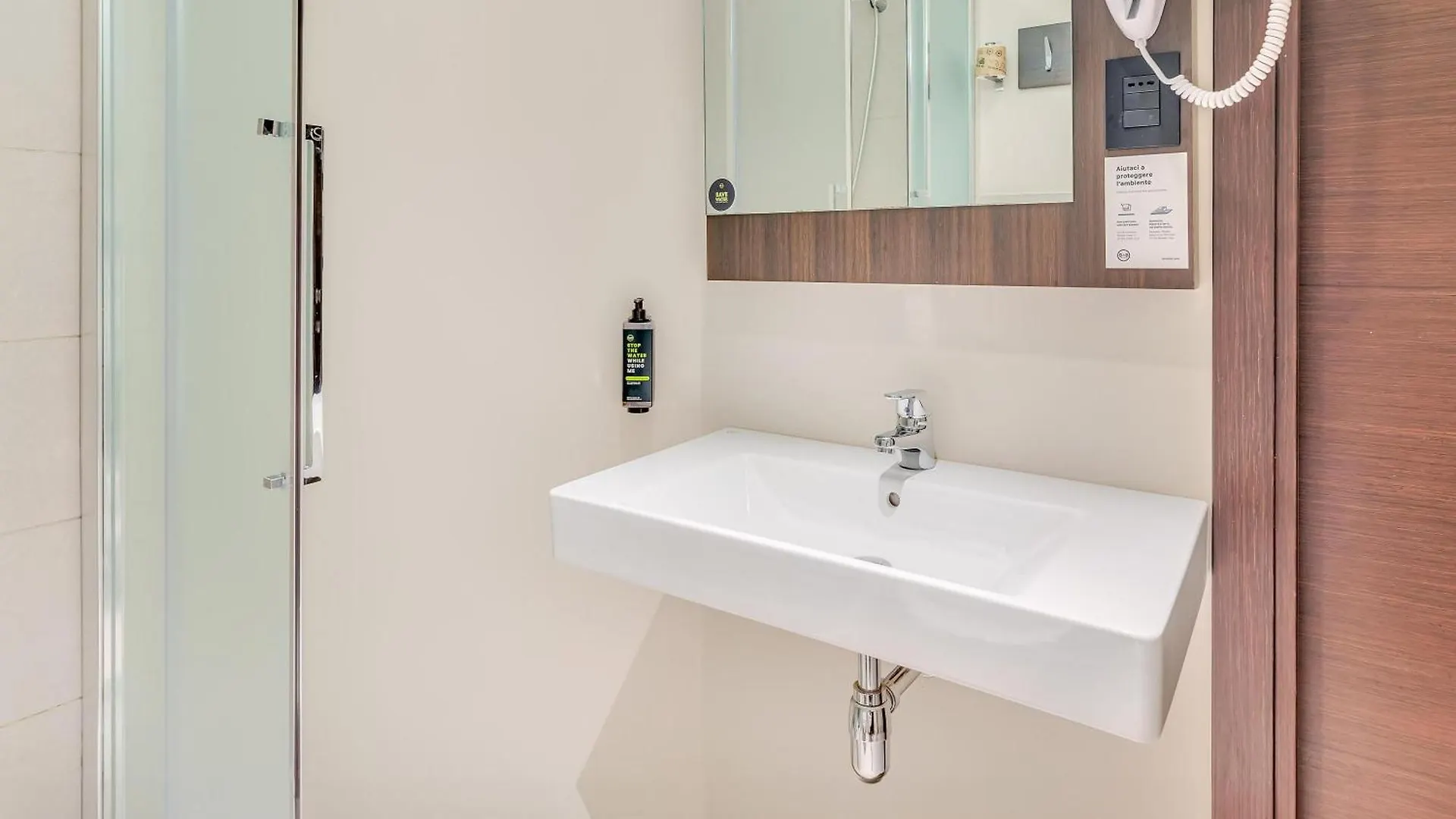 B&B Hotel Milano San Siro 3*,  Italia