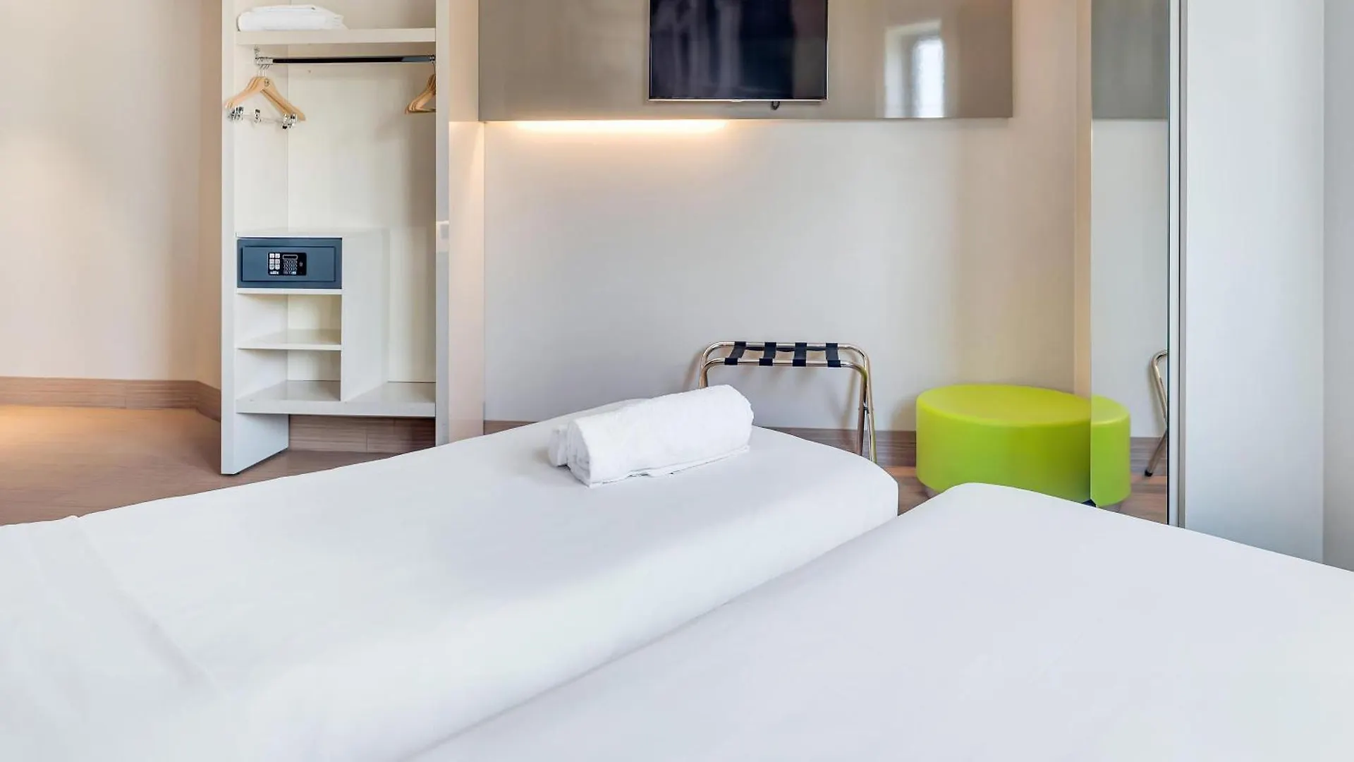 B&B Hotel Milano San Siro 3*,