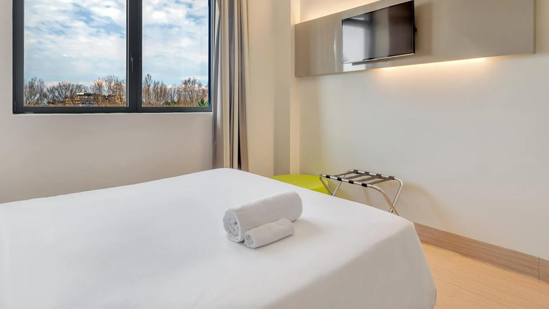 B&B Hotel Milano San Siro 3*,