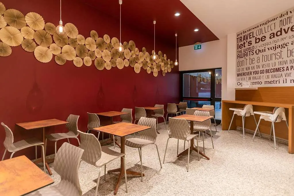 B&B Hotel Milano San Siro 3*,