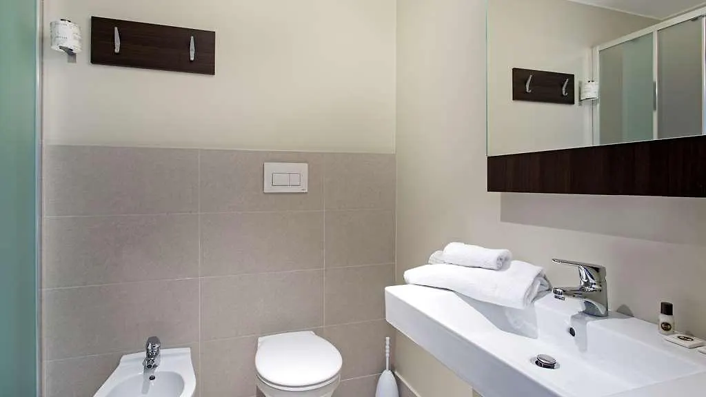 B&B Hotel Milano San Siro 3*,