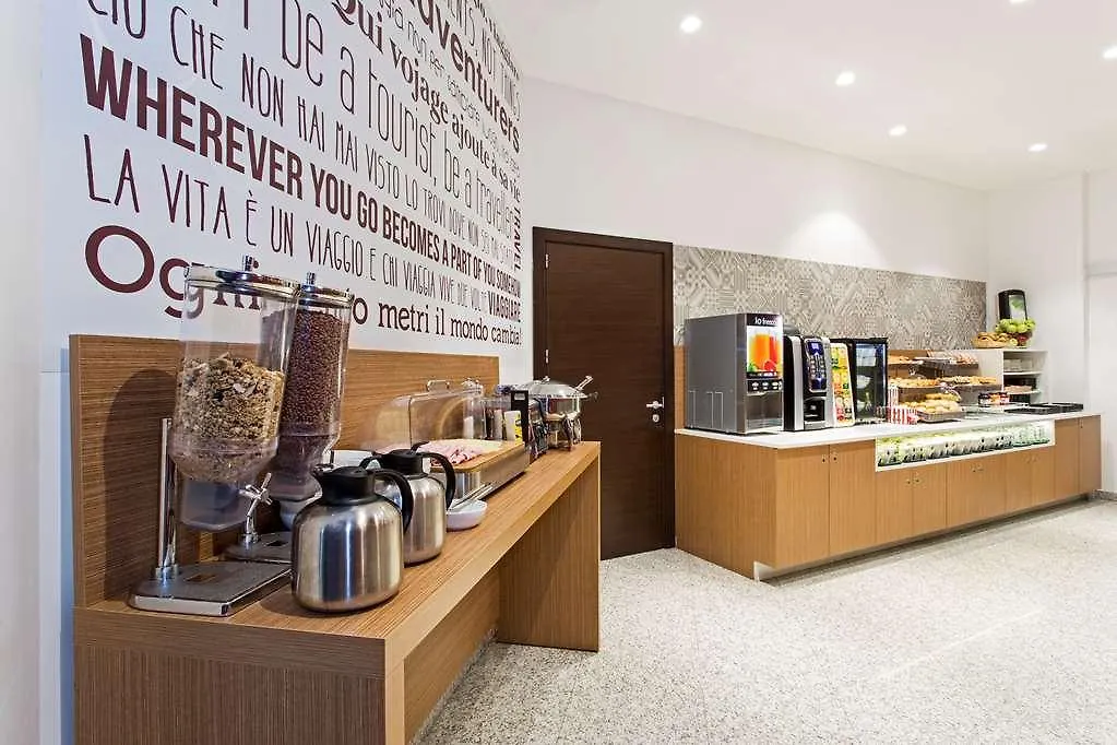 B&B Hotel Milano San Siro 3*, מילאנו